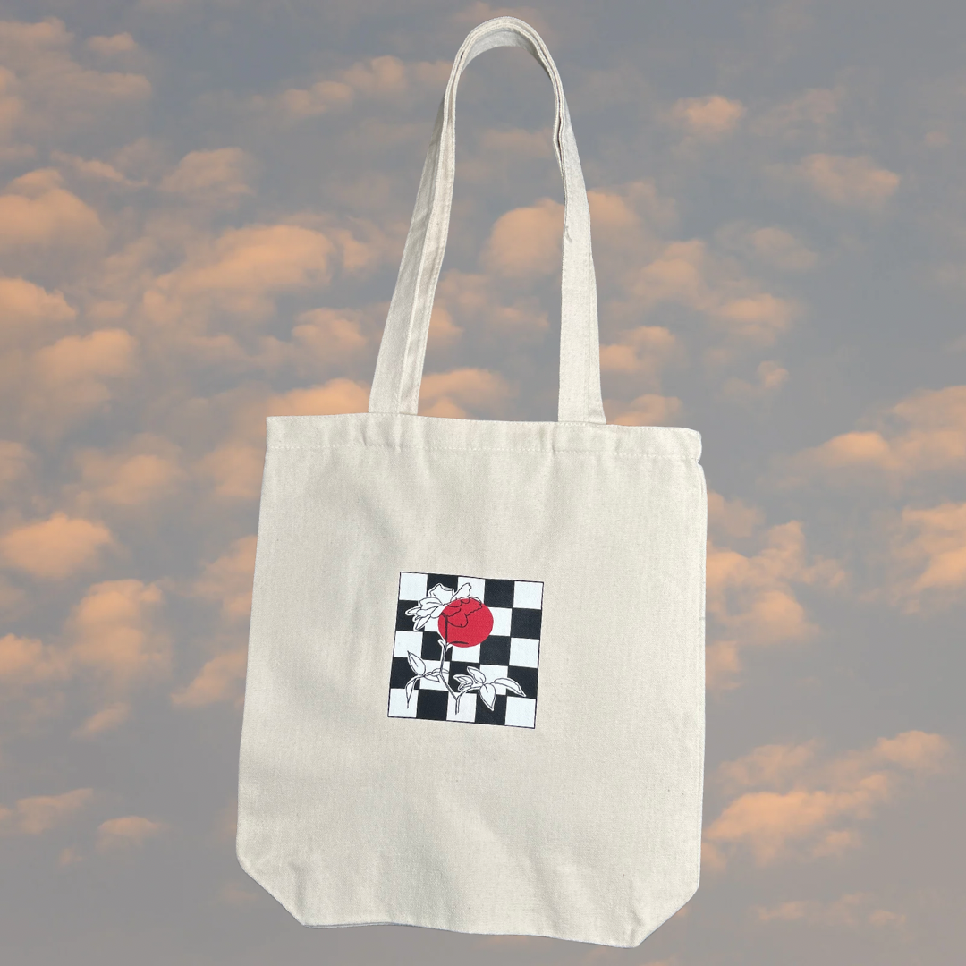 ༘⋆🌷✧˖ ° Tote